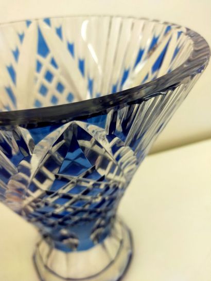 VAL SAINT LAMBERT
Two crystal vases
Height...