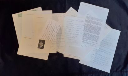 AUTOGRAPHS. Politicians and historians: Bertrand...