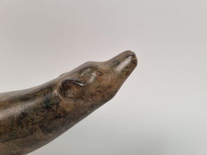 Pierre CHENET (XXth-XXIst)
Bear at rest
Bronze...