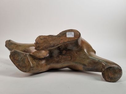 Pierre CHENET (XXth-XXIst)
Bear at rest
Bronze...