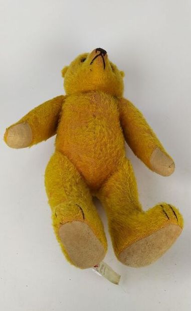 An antique doll
French manufacture, model...