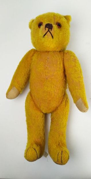 An antique doll
French manufacture, model...