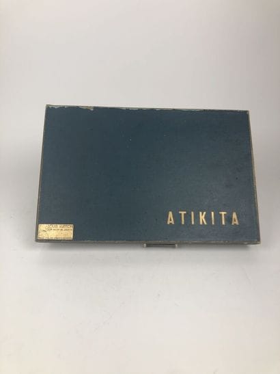 LOUIS VUITTON
Atikita's game
(wears)
Length...