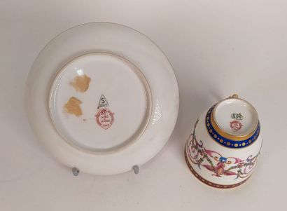 Collection of porcelain cups and saucers...