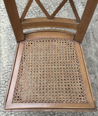 Waxed oak cross-beam chair with sloping back...