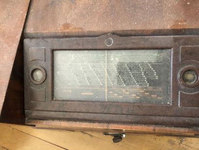 Radio transistor
Early 20th century
Height...