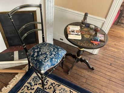 Pedestal table and bar chair
Napoleon II...