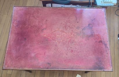 Small desk table, leather top
Height : 71...