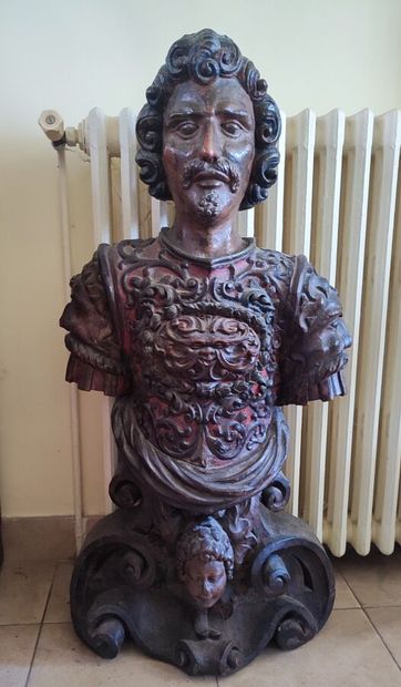 Buste d'homme en bois polychrome et sculpté,...