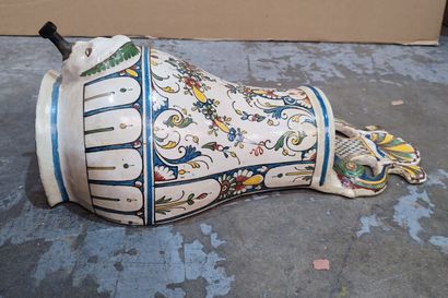 Dans le gout de Rouen
Fontaine d'applique...