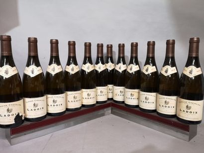 12 bouteilles LADOIX Blanc - Domaine CHEVALIER...