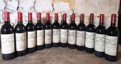 12 bottles Château LA LAGUNE - 3ème Gcc Haut...