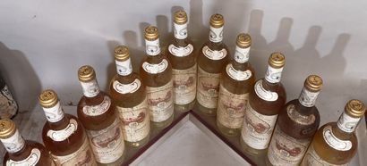 11 bottles Château CARBONNIEUX white - GC...