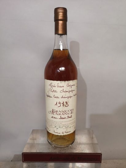 1 bottle TRES VIEUX COGNAC Petite Champagne...