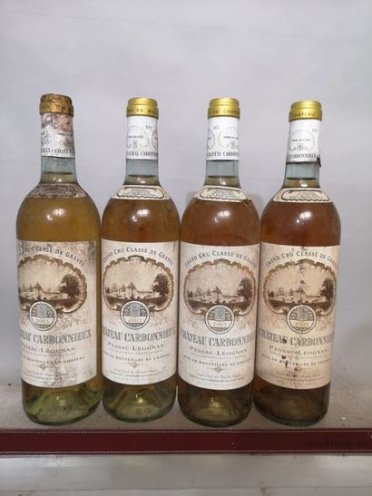4 bottles Château CARBONNIEUX white - GC...