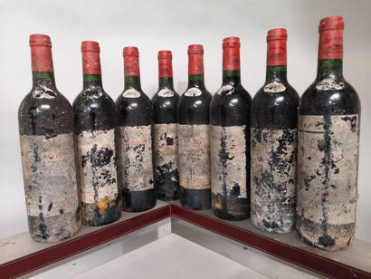 8 bottle CLOS de GAMOT - Cahors 1998 Stained...