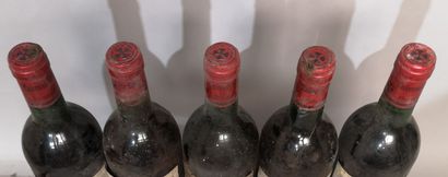 5 bottles Château GAZIN - Pomerol 1986 Stained...
