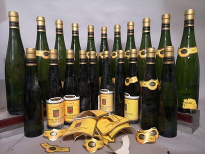 21 bottles (11 bottles and 10 half-bottles)...