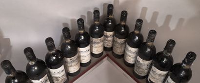 12 bottles Château TRONQUOY LALANDE - Saint...