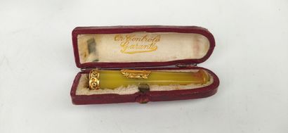 Cigarette and cigar holder set
Various s...