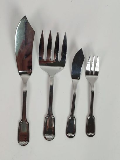 Set of metal and silver-plated flatware
A...