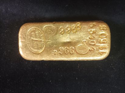 Gold ingots
N° 11505 and 55404 
Weight indicated...