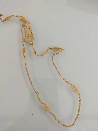 Gold-plated openwork chain (accident)
Weight...