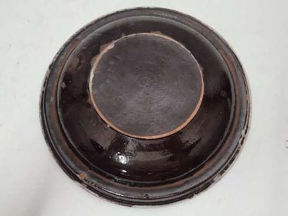 Polychrome ceramic dish decorated with a...