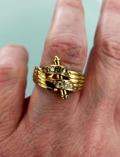Bague en or jaune à motifs de stries et de...