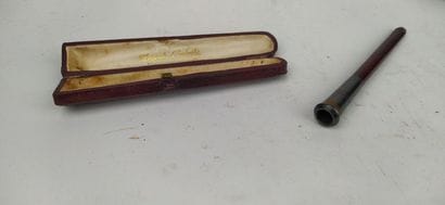 Cigarette and cigar holder set
Various s...