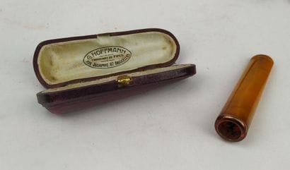 Cigarette and cigar holder set
Various s...