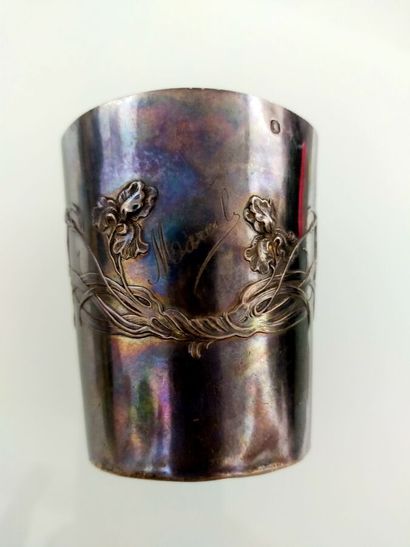 Silver tumbler with 