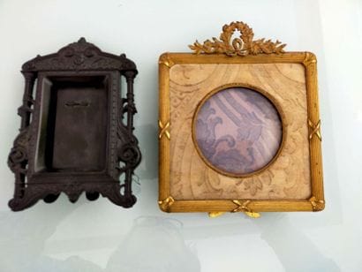 Lot of miniature frames