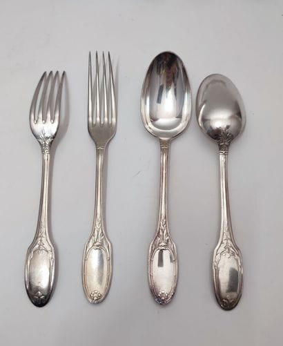 CHRISTOFLE
Set of silver-plated cutlery with...