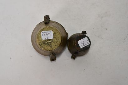 Set of two Nuremberg-type weight batteri...