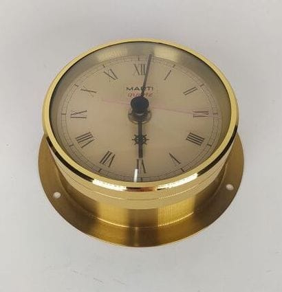 A MARTI quartz yacht clock
Diameter: 12.4...