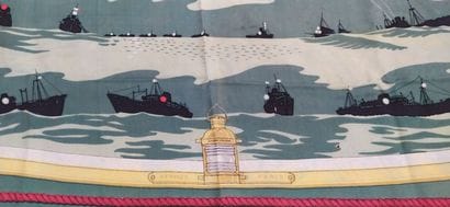 HERMES
Set of two silk squares: 
 - Plumes...
