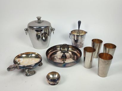 Lot of silver-plated metal including toast...