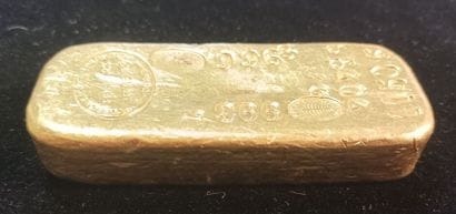 Gold ingots
N° 11505 and 55404 
Weight indicated...