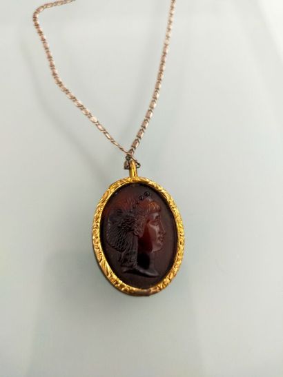 Greek profile pendant