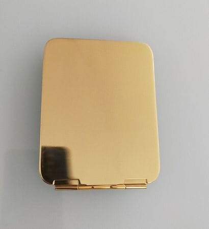 L'EPEE
Rectangular travel alarm clock in...