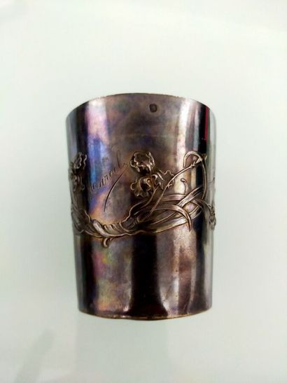 Silver tumbler with 
