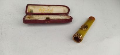 Cigarette and cigar holder set
Various s...