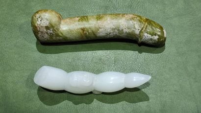 Set of 2 phallic-shaped hard stones
Height...