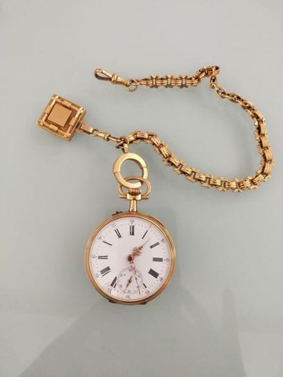 A LA GERBE D'OR
Pocket watch in 18 K yellow...