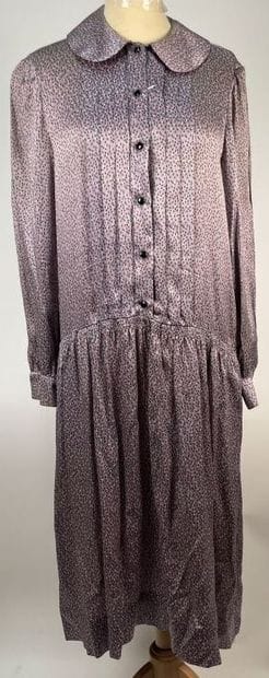 Set of two CHANEL dresses in pink silk (T....