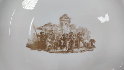 SEVRES, decorated after develly
Histoire...