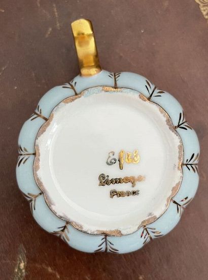 Limoges, porcelain cabaret with green background...