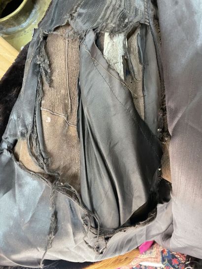 Set of three fur coats
Tears
