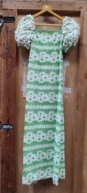 MADEMOISELLLE CARVEN
Green and white floral...